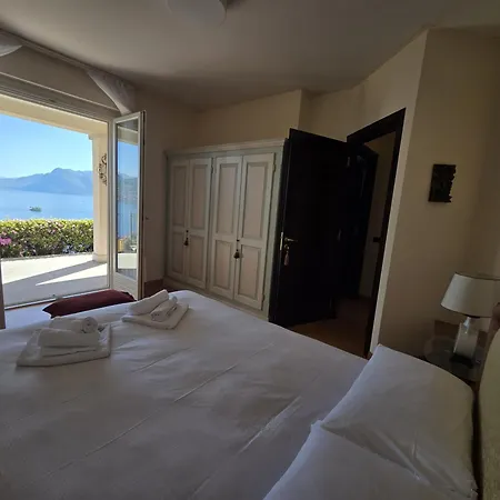 Queen - Stunning Panoramic Island View بافينو